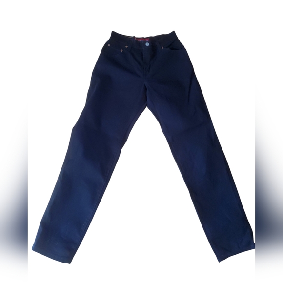 Levi's Denim - Levi's Relaxed stretch women's  jeans size 4